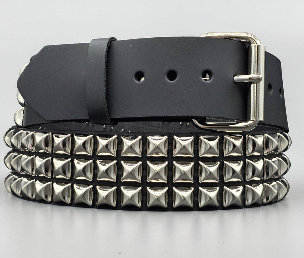 Funk Plus - Leren rave belt - 3 rijen pyramid studs - Zwart