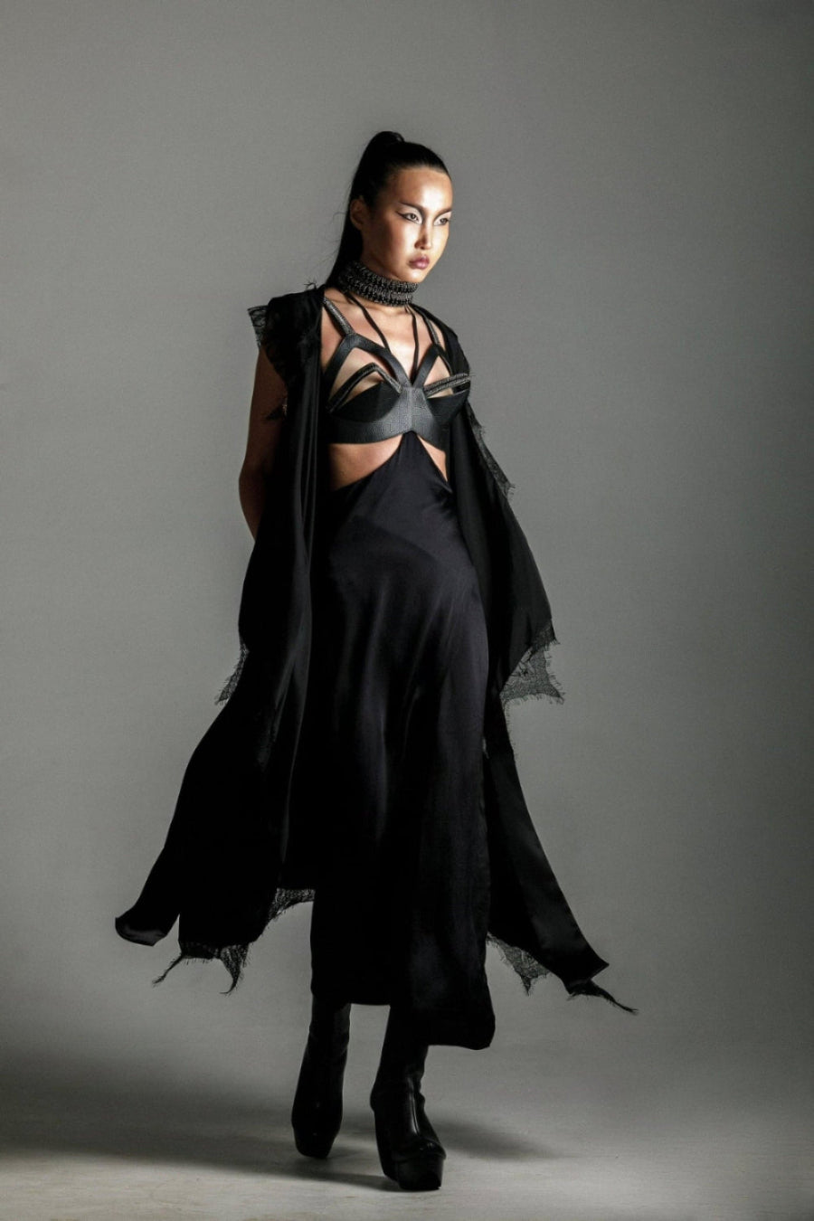 Tamoe Silk Skirt & Teuta French Lace Silk Robe Bundle