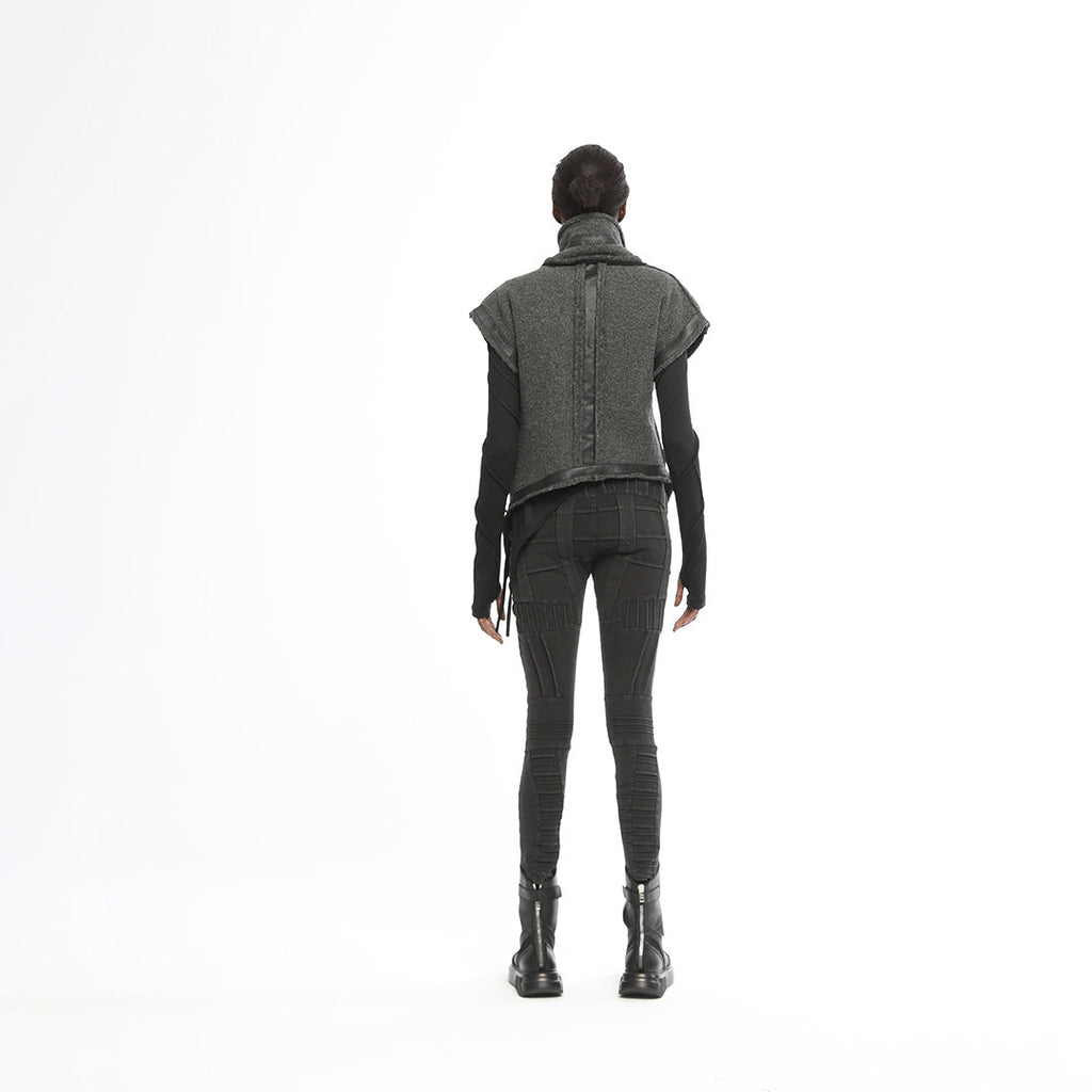 Long Front Women’s Knitwear Vest