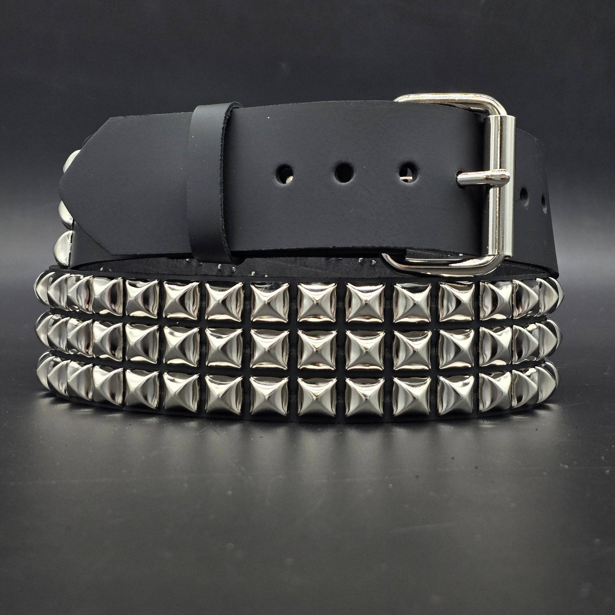 Funk Plus - Leren rave belt - 3 rijen pyramid studs - Zwart