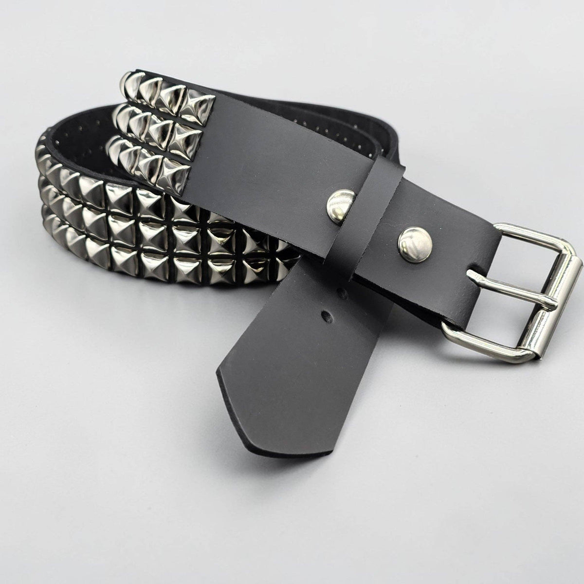 Funk Plus - Leren rave belt - 3 rijen pyramid studs - Zwart
