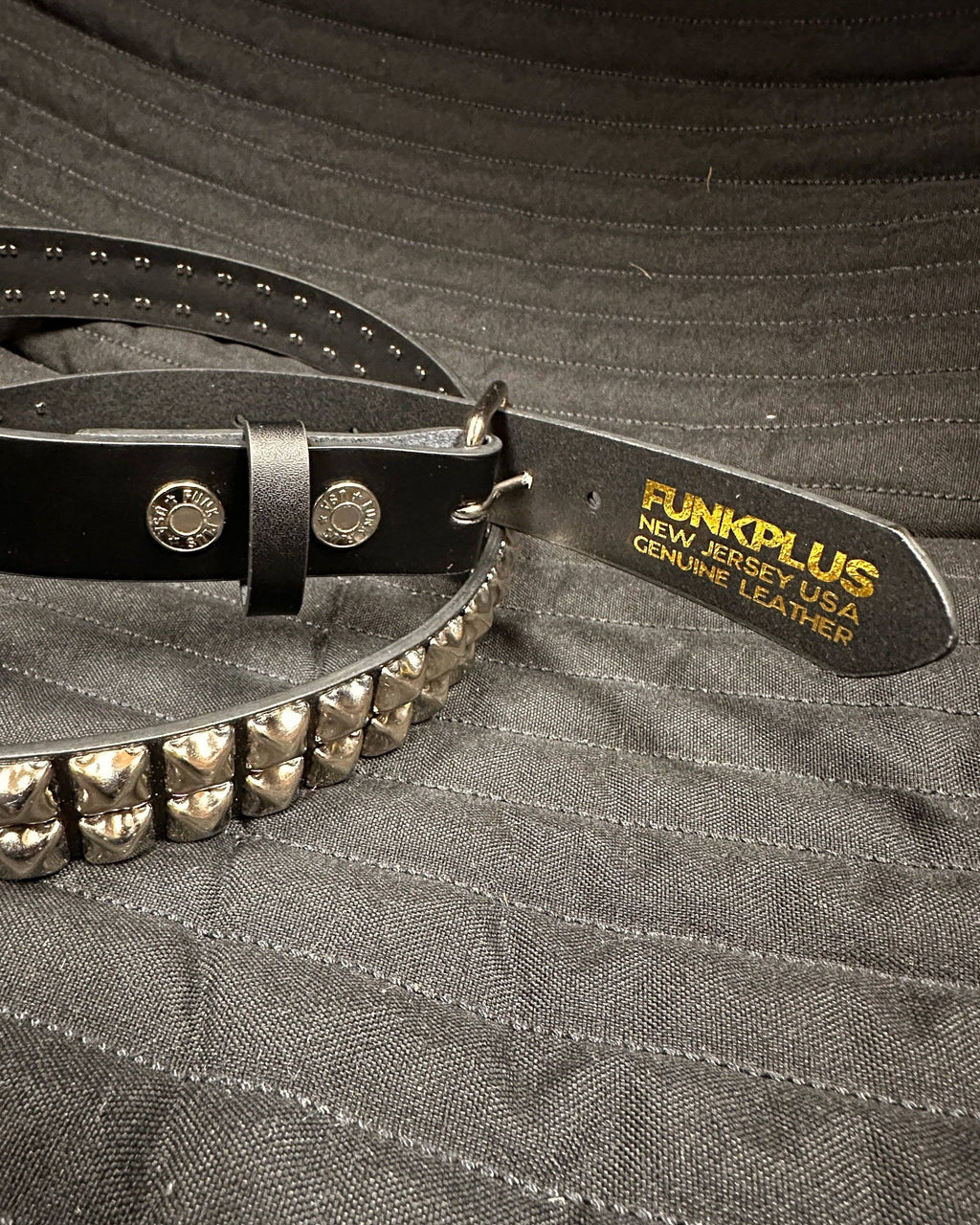 Funk Plus - Leren rave belt - 2 rijen  pyramid studs - Zwart