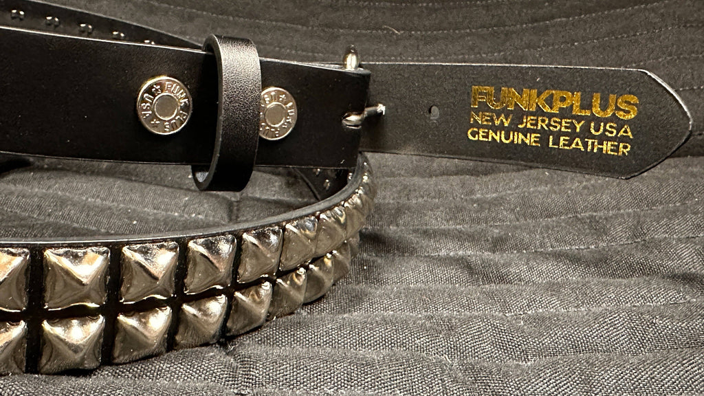 Funk Plus - Leren rave belt - 2 rijen  pyramid studs - Zwart