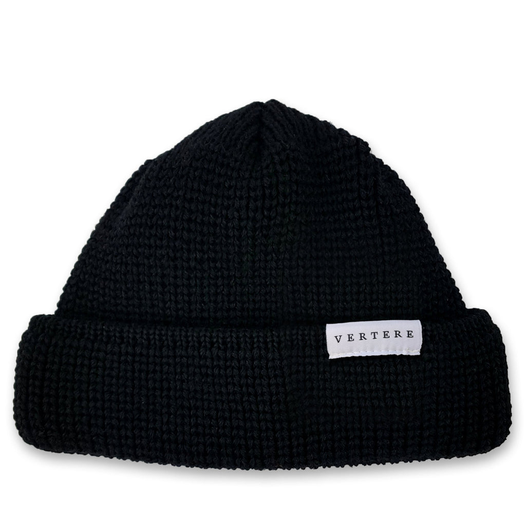 SHORT WOOL BEANIE - BLACK