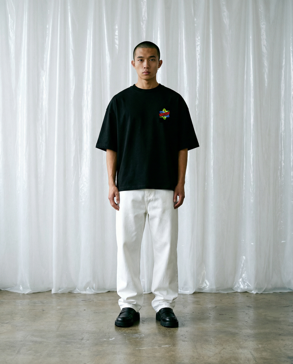 CLEAN CUTS T-SHIRT - BLACK