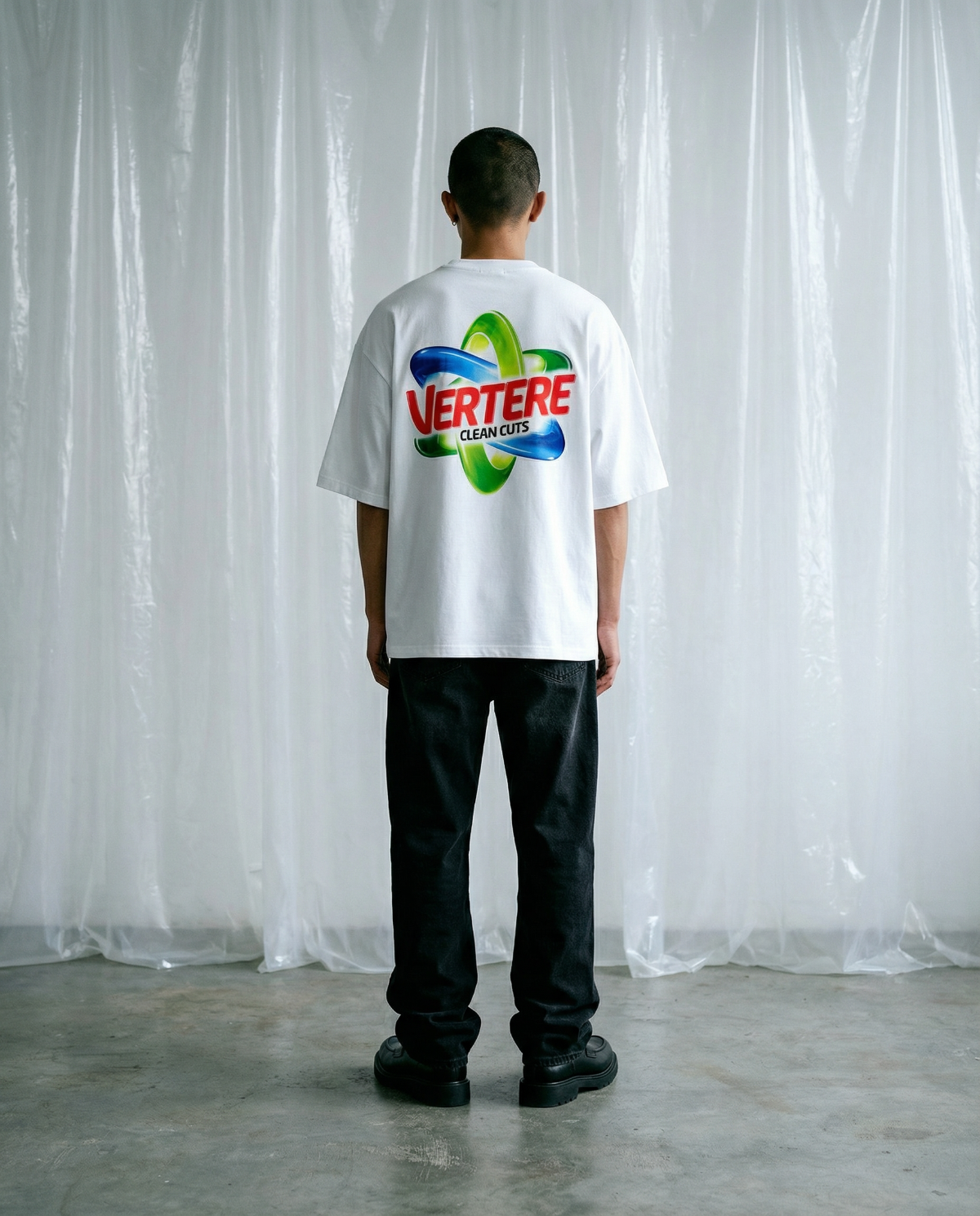 CLEAN CUTS T-SHIRT - WHITE