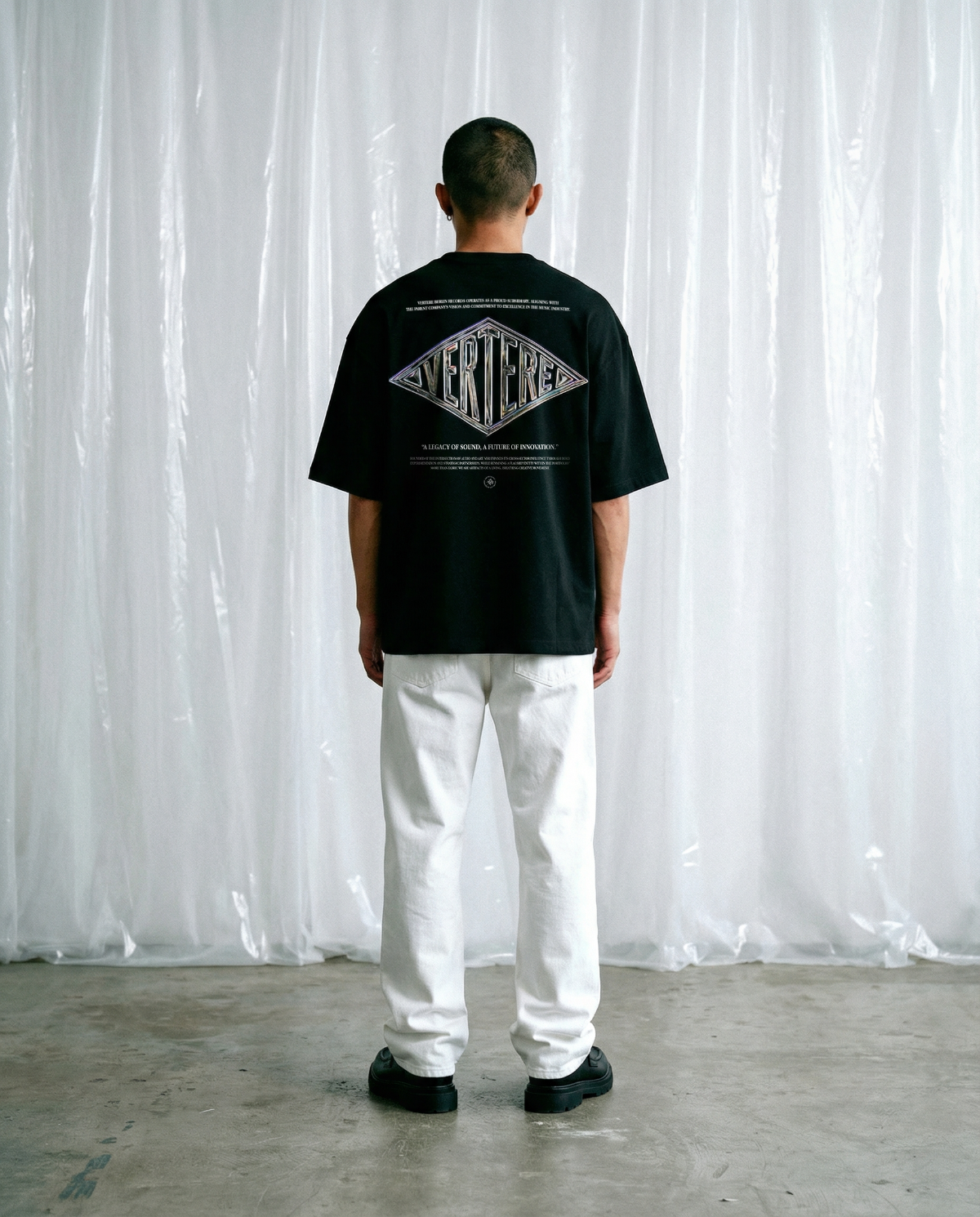CORPORATE LOGO T-SHIRT - BLACK