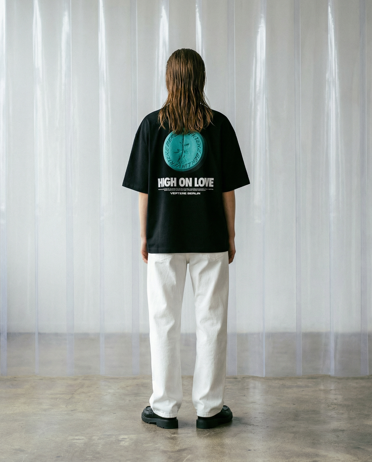 HIGH ON LOVE T-SHIRT - BLACK