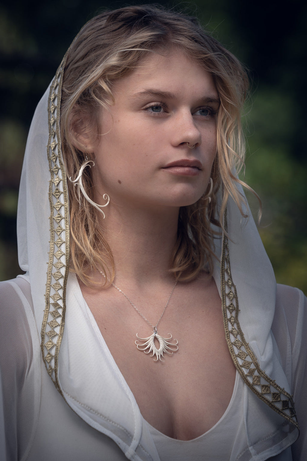 Antler Earrings (White) - Zoa Chimerum