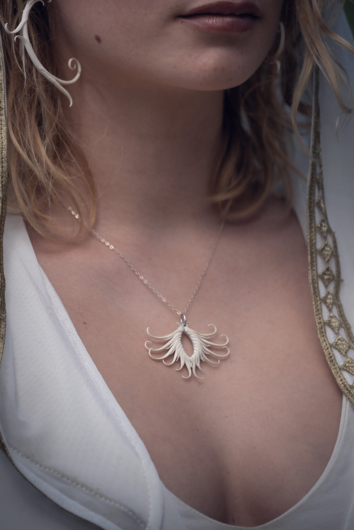 Antler Earrings (White) - Zoa Chimerum