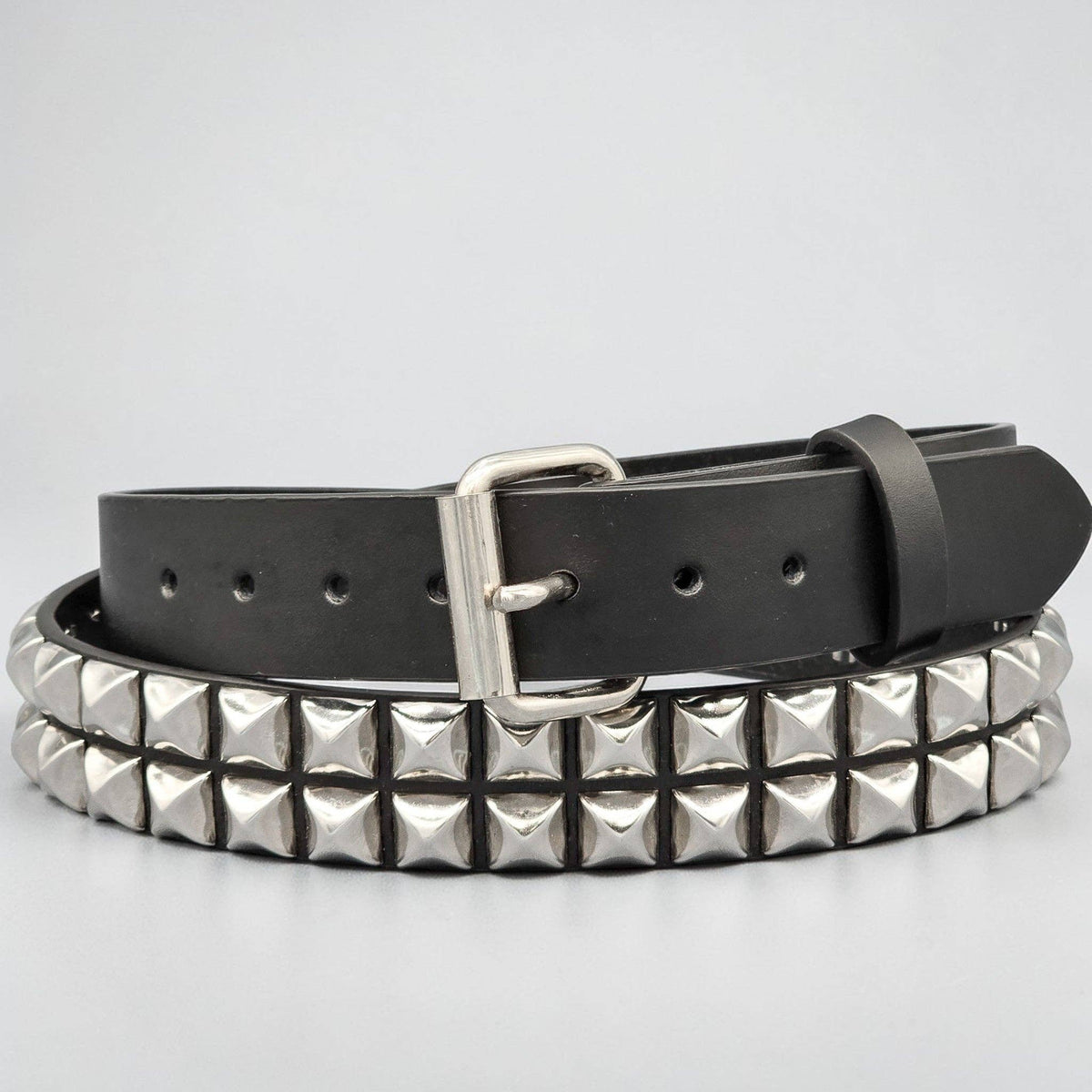 Funk Plus - Leren rave belt - 2 rijen  pyramid studs - Zwart
