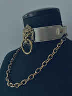 House of Marmol - Choker with gold lion head and chain - Light gold, vegan leather and metal